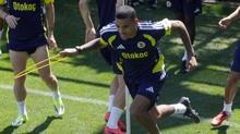 Fenerbah�e'de Mason Greenwood ilk antrenman�na ��kt�
