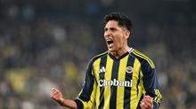 Fenerbah�e'den ayr�ld�, talipleri art�yor! Benfica da devreye girdi