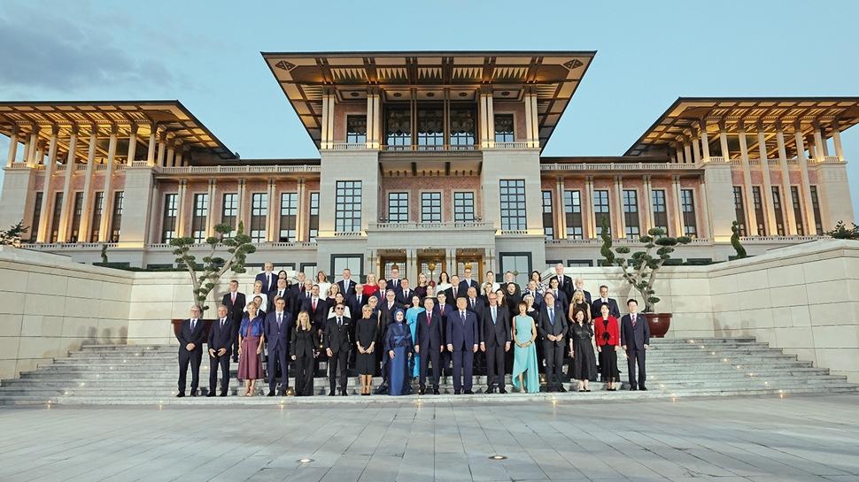 C�MER'e mesaj ya�d�! Vatanda�tan �NATO� te�ekk�r�