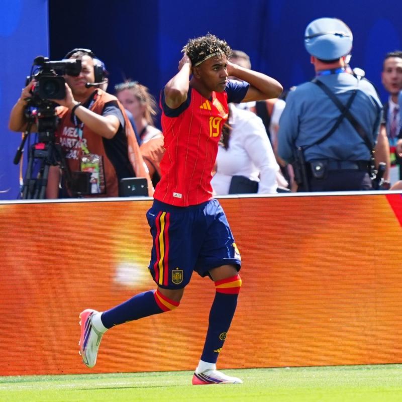 Lamine Yamal ve Cubarsi tarihe ge�ti!