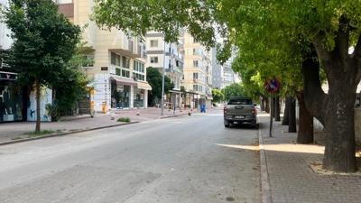 'Adana'nın gölgesi bile yakıyor'... Kavurucu sıcak kentten kaçırdı