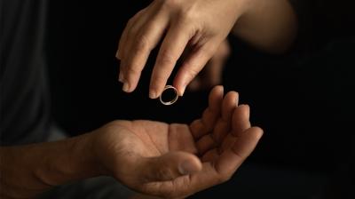 Yargıtay'dan emsal karar! Eşine 'Evlendiğime pişmanım' diyen yandı