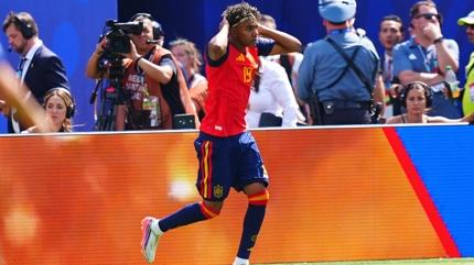 Lamine Yamal ve Cubarsi tarihe ge�ti!