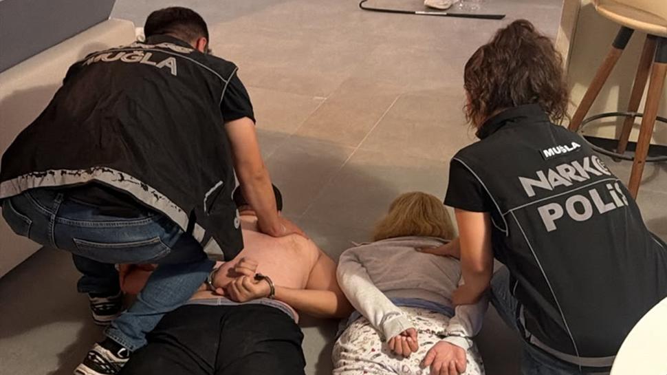 Kırmızı bültenle aranıyordu… MİT ve Emniyet Muğla'da yakaladı