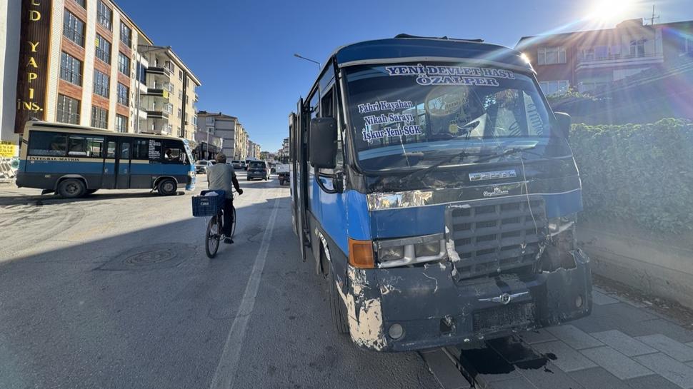 Malatya'da zincirleme kaza: 10 kişi yaralandı