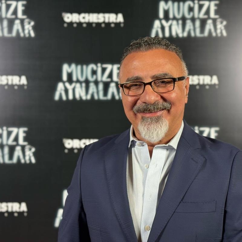 Cengiz Bozkurt k�z�yla kamera kar��s�nda! Her g�ren 'ayn� babas�' dedi