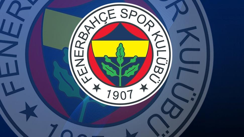 Fenerbahçe, UEFA listesini değiştirdi! 2 isim kadrodan çıkarıldı