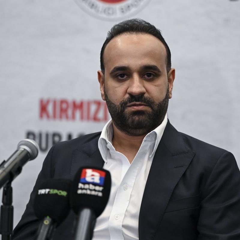 Gen�lerbirli�i se�ime gidiyor: Ali Osman Av�ar adayl�ktan �ekildi