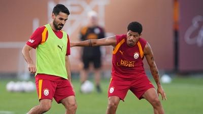 Galatasaray, yeni sezon haz�rl�klar�n� s�rd�rd�