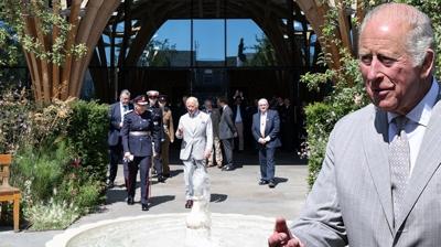İslamofobinin gölgesinde anlamlı ziyaret! Kral 3. Charles bir ilke imza attı