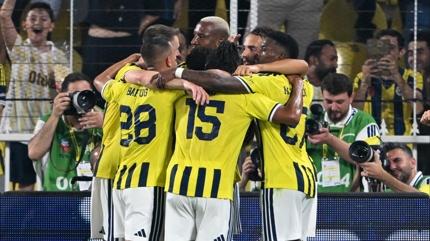 Fenerbah�e, yeni sezonun ilk ma��nda galibiyet ald�