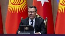 Caparov sosyal medyadan duyurdu: K�rg�zistan topra��n� b�y�tt�