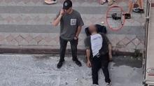 �stanbul'un g�be�inde ak�l almaz anlar: Kafas�n� vurarak kendini bay�ltt�