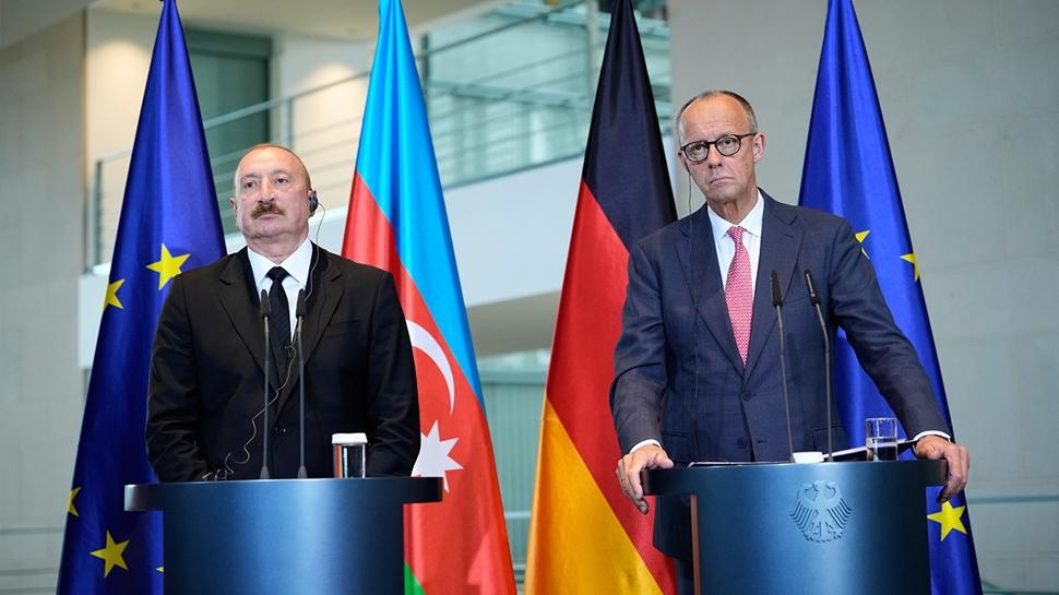 Berlin'deki zirvede gizli g�r��me gerilimi! Merz �Haberim yok� dedi, Aliyev do�rulad�
