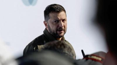 Protestolar komuta kademesini devirdi: Zelenski'den s�rpriz Genelkurmay karar�