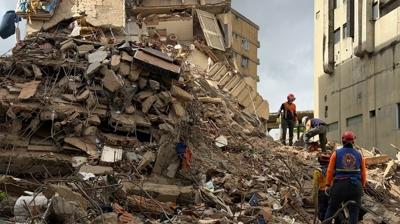 Venezuela'da ac� bilan�o art�yor: H�k�metten ailelere �a�r� yap�ld�