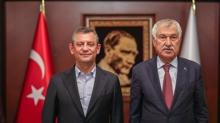 CHP'de ayr��ma! Karalar'dan �zel: ��im isimlerle de�il CHP'yle