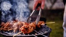 Mangal duman� zehirler mi? Uzman� a��klad�