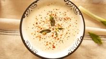 Yo�urt �orbas� tarifi: Sofralar�n vazge�ilmez lezzeti i�in pratik yap�m