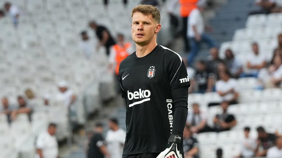 Beşiktaş'ın yeni transferleri forma giydi!