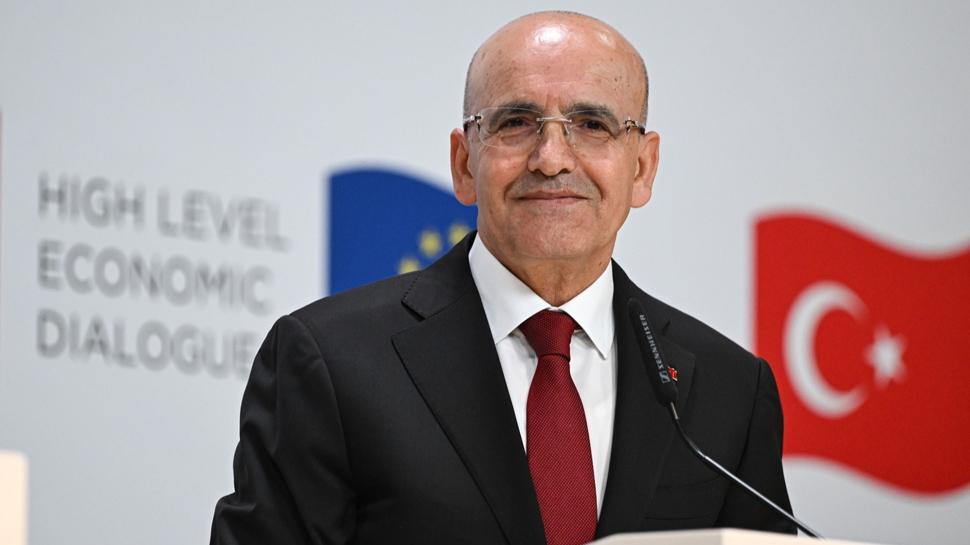 Bakan Şimşek'ten enflasyon mesajı: Hanehalkının beklentileri iyileşiyor
