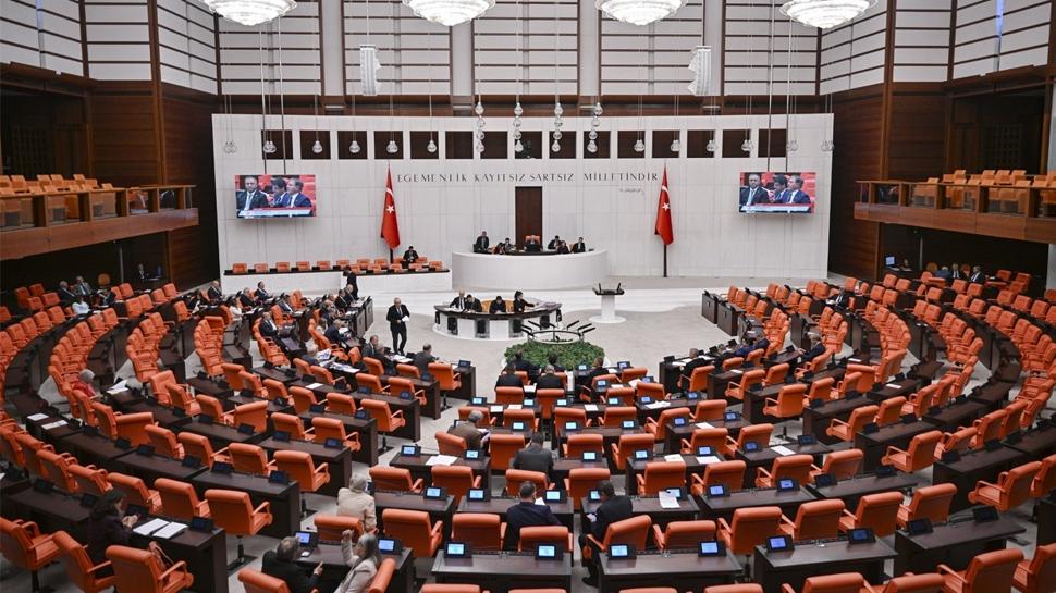 TBMM'de sandalye dağılımı sil baştan! CHP 5'inci sıraya geriledi