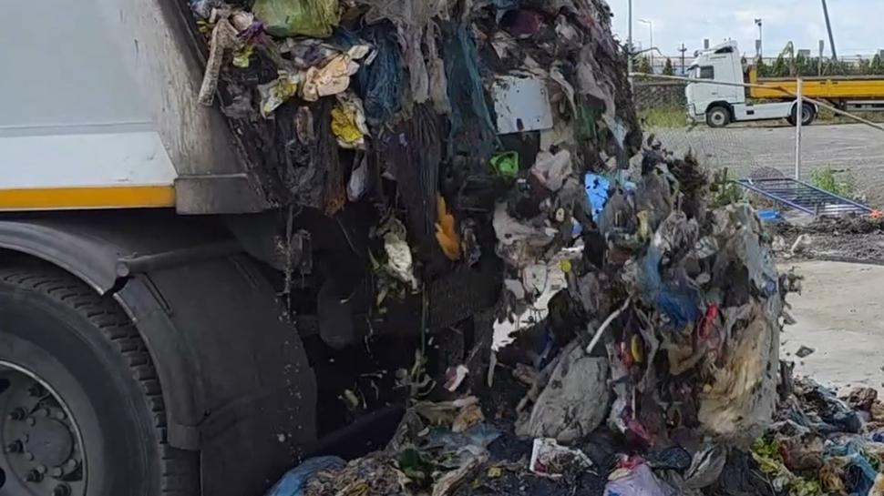 Altın dolu çantayı bıraktı, hayatının şokunu yaşadı: Başıma gelmeyen bir bu kalmıştı