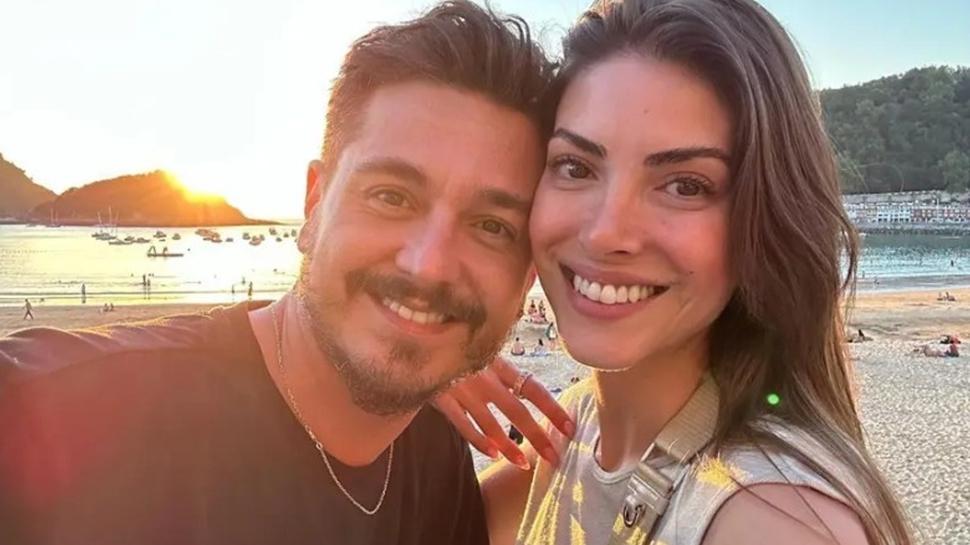 Boşanacakları iddia edilmişti: Deniz Baysal'dan kafa karıştıran paylaşım!