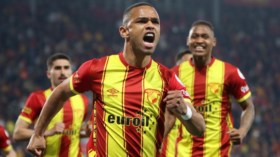 Göztepe'den Rusya'ya transfer
