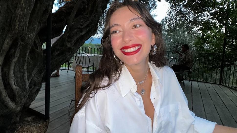 Neslihan Atagül yeni projesiyle ekranlara dönüyor
