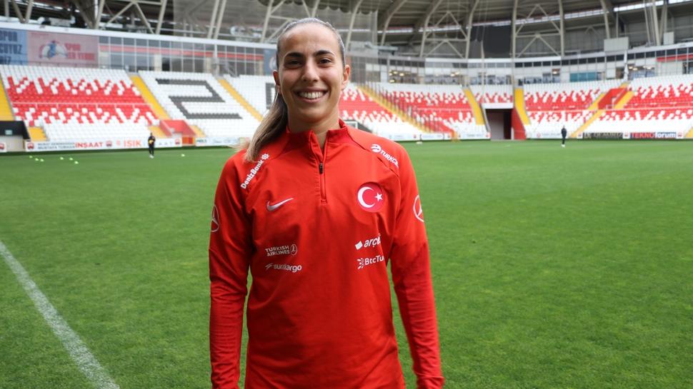 Beşiktaş transferi açıkladı: Birgül Sadıkoğlu