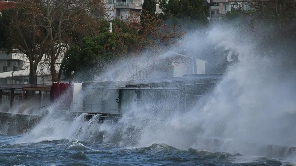 İstanbul dahil birçok il için uyarı: Kuvvetli rüzgar ve fırtına geliyor