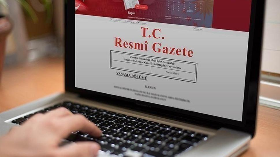 Başkan Erdoğan imzaladı: Bazı atama ve görevden alma kararları Resmi Gazete'de
