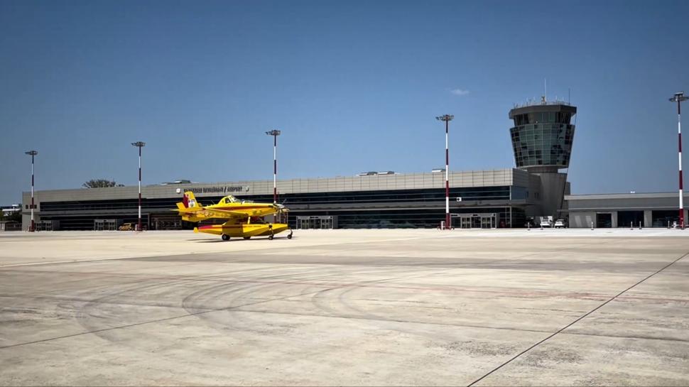 Fransa'daki görev tamamlandı... Yangın söndürme uçakları yurda döndü