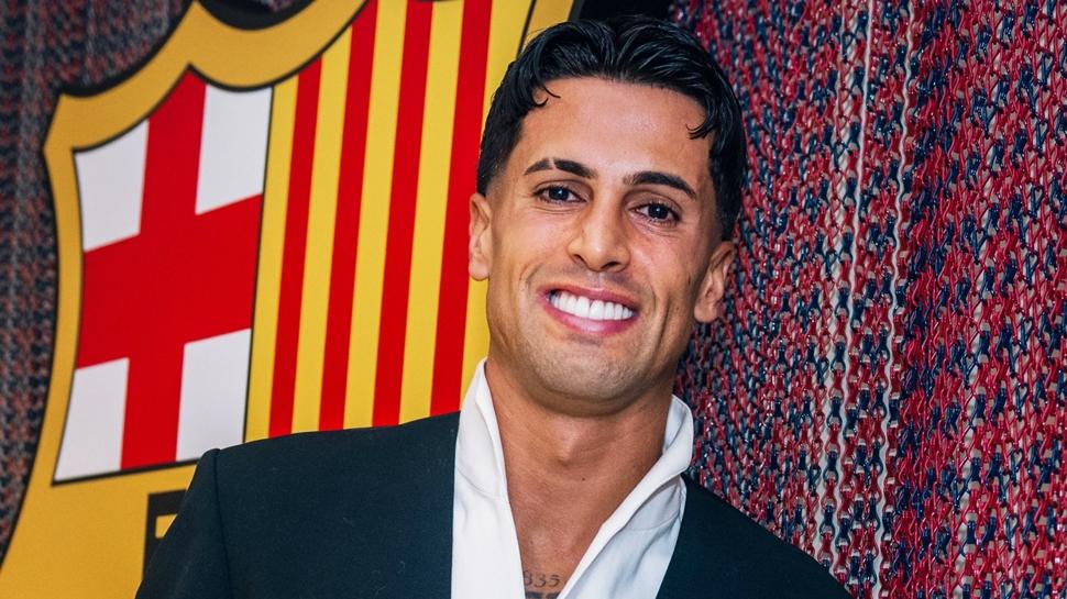 Barcelona, Joao Cancelo'yu transfer etti