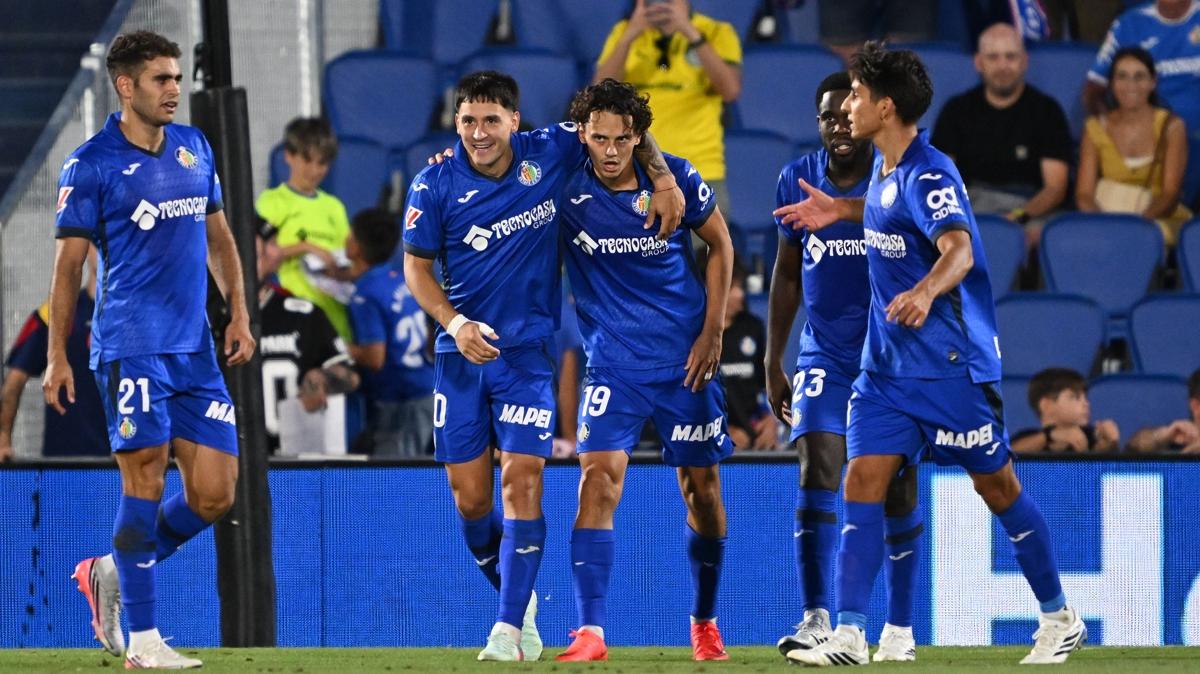 Enes Ünal sezona hızlı başladı! Bir gol daha attı...