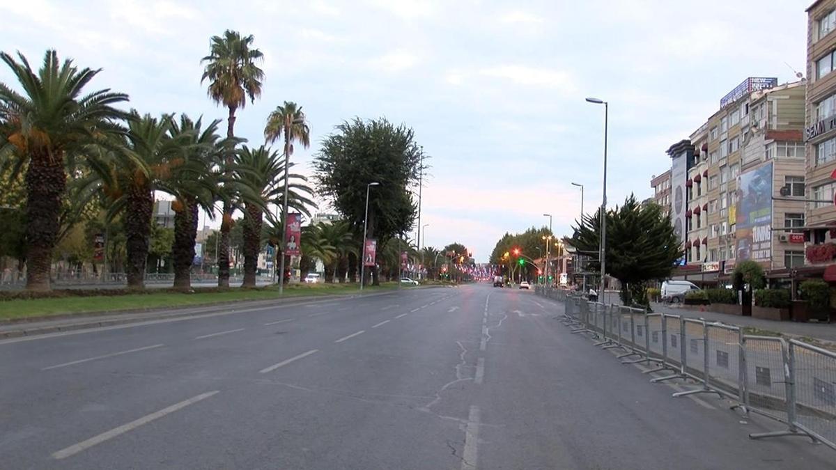 İstanbul'da Zafer Bayramı hazırlığı! Bazı yollar trafiğe kapatıldı