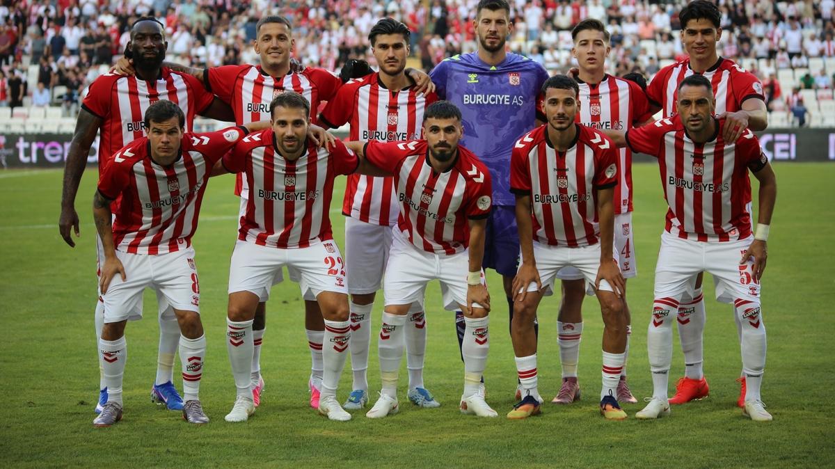 Sivasspor'un konuğu Manisa FK