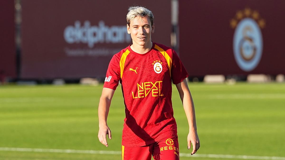 Batrakov, Galatasaray'daki ilk antrenmanına çıktı