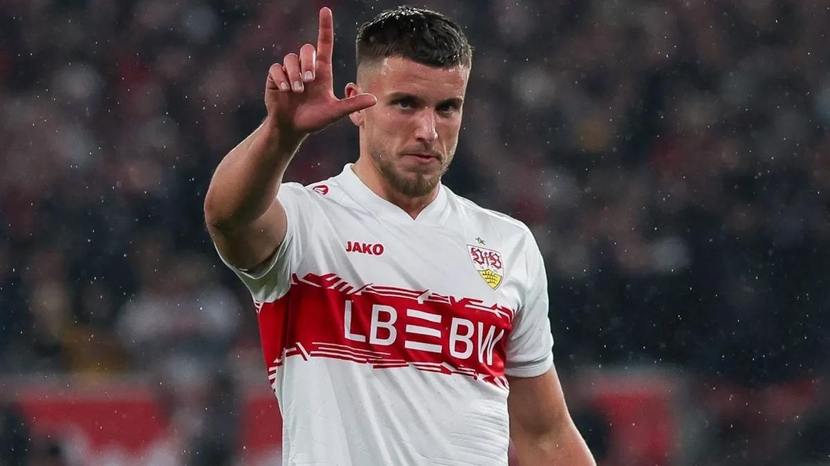 Galatasaray'da santrfor ısrarı... Hedefte Ermedin Demirovic var