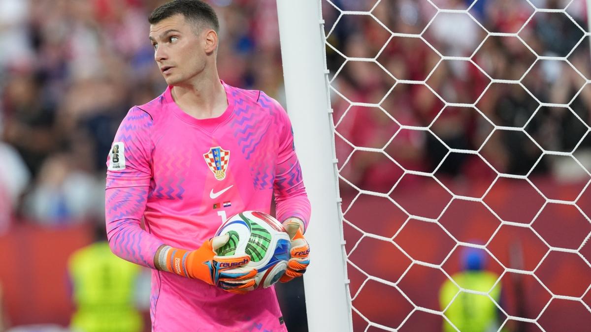 Dominik Livakovic, Barcelona'ya imzayı attı