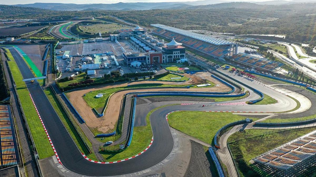 Bakan Ersoy tarih verdi! İstanbul Park, Formula 1'e ev sahipliği yapacak