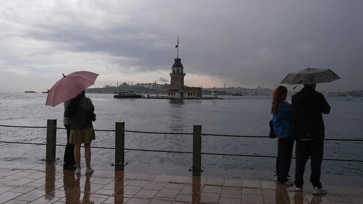 İstanbul'a yaz ortasında sürpriz! Hava ters köşe yapacak