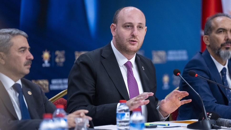 AK Parti ‘Terörsüz Türkiye' için sahaya iniyor