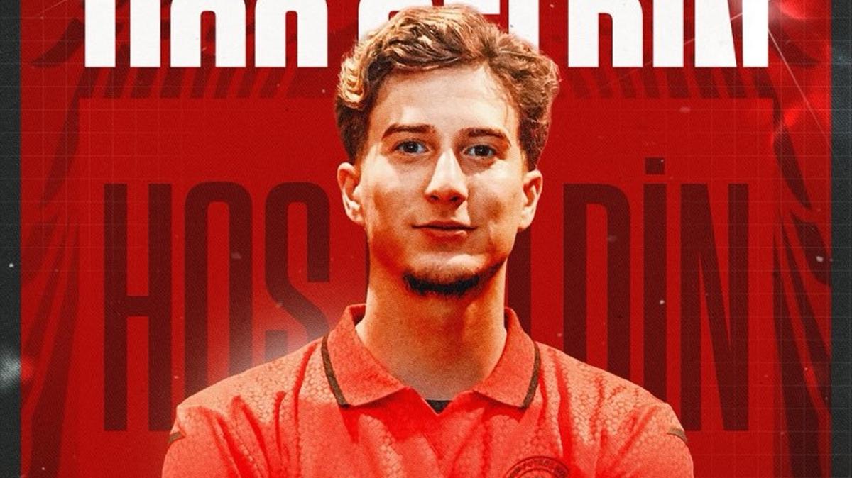 Çorum FK, Göktan Gürpüz'ü kadrosuna kattı