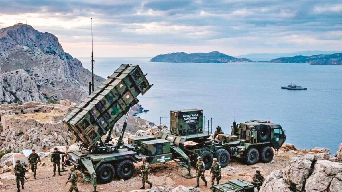 Yunanistan'ın savunması İsrail'e teslim