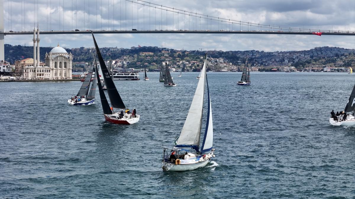 Boğaz'da zafer yelkeni