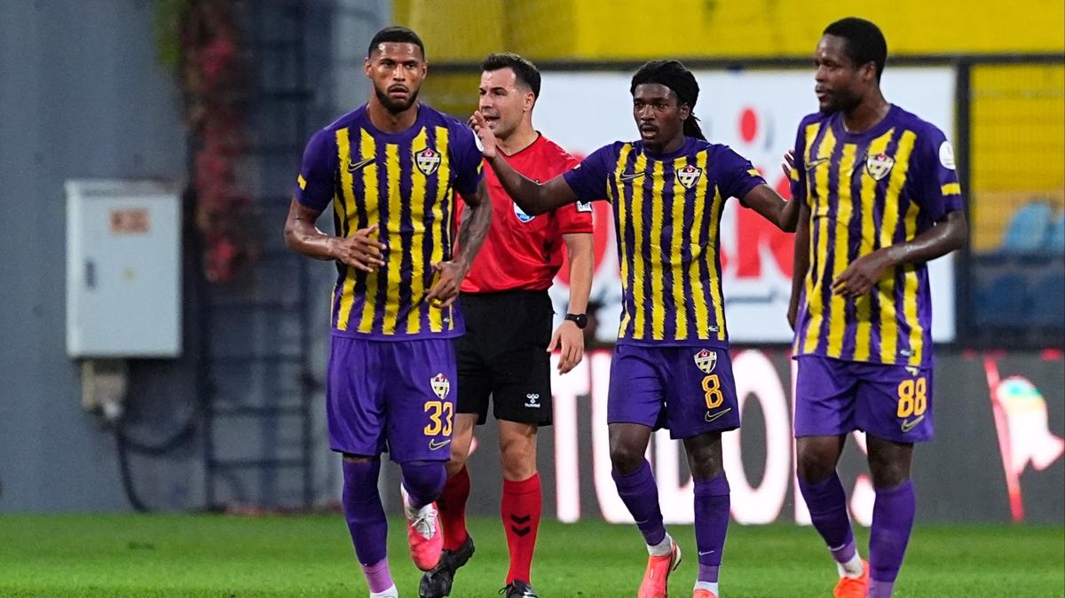 Eyüpspor, Alanyaspor karşısında geri döndü!