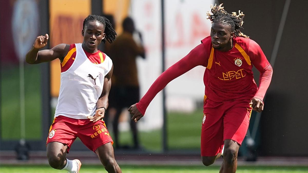 Galatasaray, Başakşehir mesaisine ara vermeden başladı