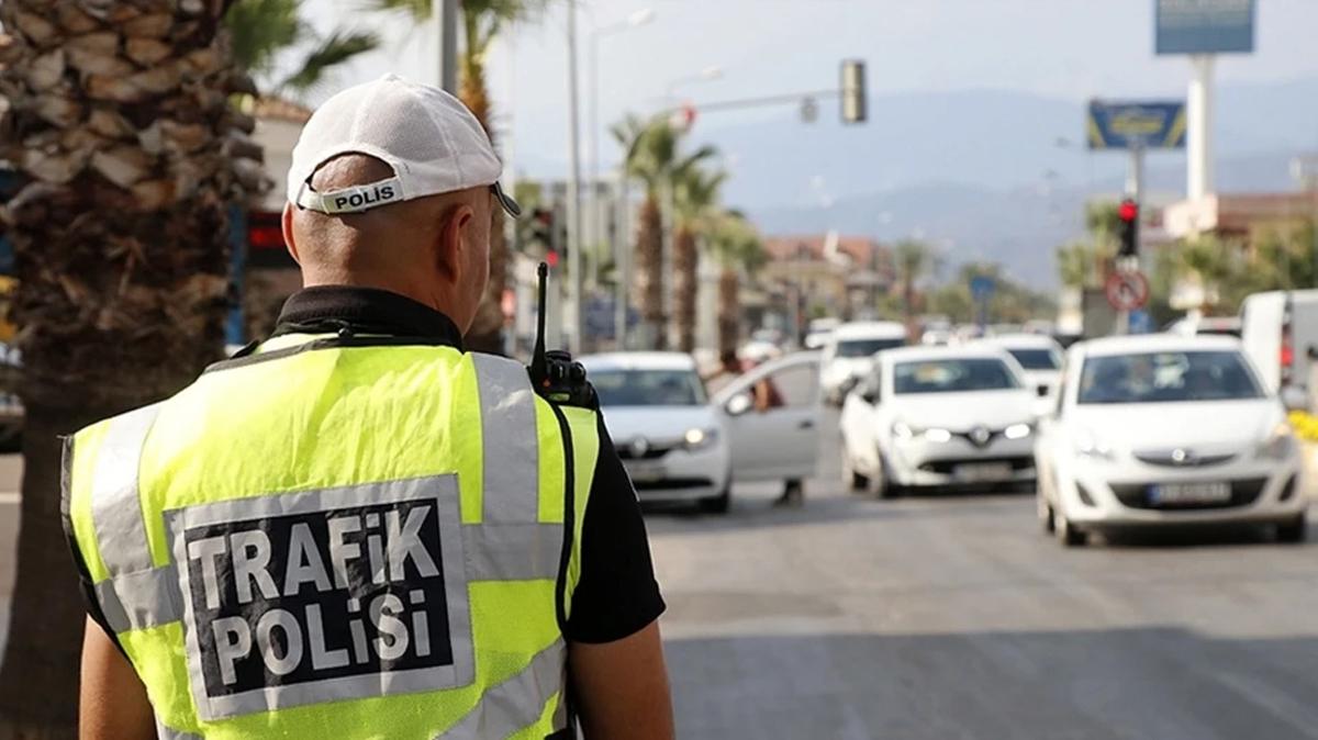 İstanbul'da 30 Ağustos alarmı! Bazı yollar trafiğe kapatıldı